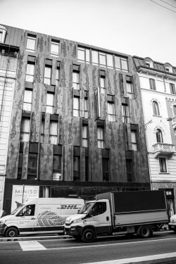 Milano, C.so Buenos Aires - Canon EOS 5D Mk2 Milano, C.so Buenos Aires - Canon EOS 5D Mk2