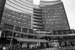 Milano, Gae Aulenti - Canon EOS 5D Mk2 Immagine Gae Aulenti