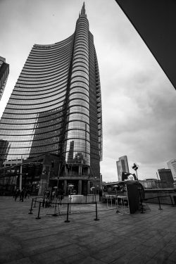 Milano, Gae Aulenti - Canon EOS 5D Mk2 Immagine Gae Aulenti