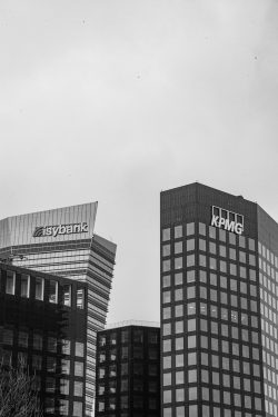 Milano, Gae Aulenti - Canon EOS 5D Mk2 Immagine Gae Aulenti